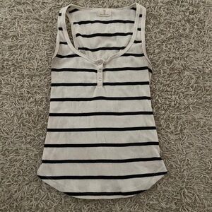 Anthropologie T.la tank top in xs. EUC. No pets/smoke/synthetic fragrance home
